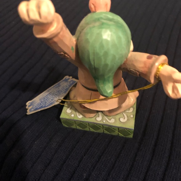 🎠”Sleepy” Dwarf Figurine with Green Base - 956 $40 or $35 w/offer - Picture 4 of 5